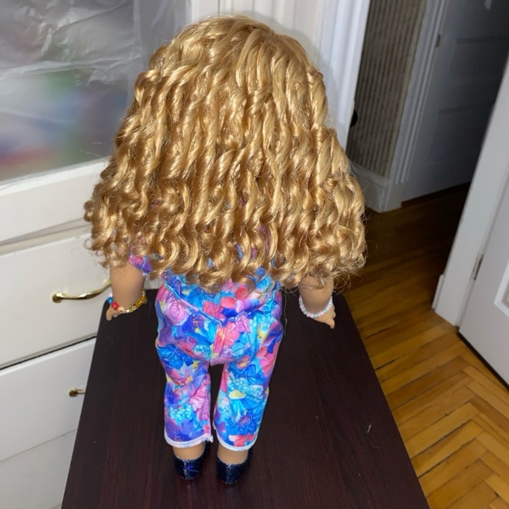 American Girl Doll Courtney Moore Year 2017 - Picture 5 of 16